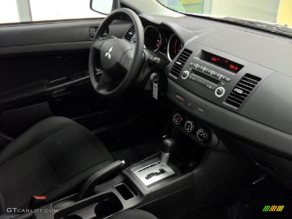 2010 Lancer DE - Wicked White Metallic / Black photo #22