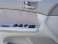 Super White - Camry LE Photo No. 19