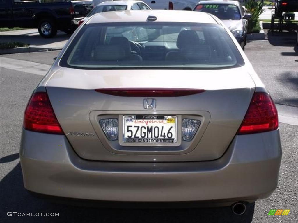 2007 Accord EX-L Sedan - Desert Mist Metallic / Ivory photo #6