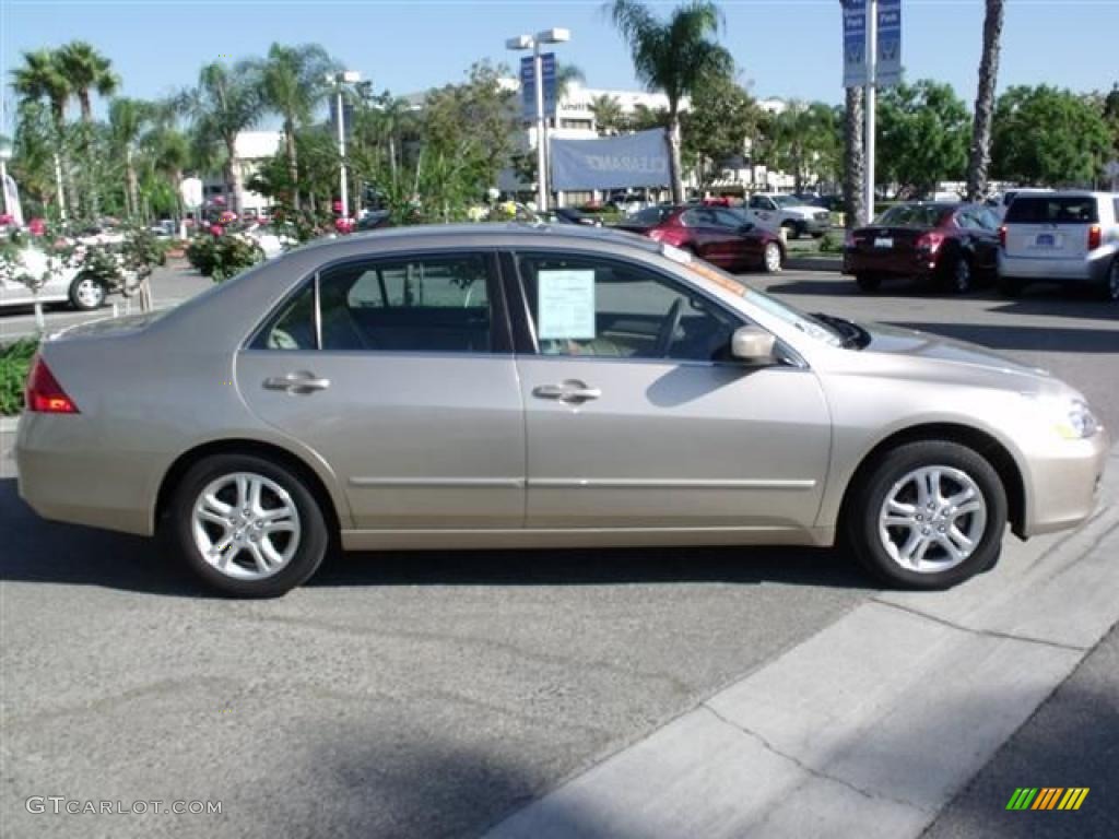 2007 Accord EX-L Sedan - Desert Mist Metallic / Ivory photo #8