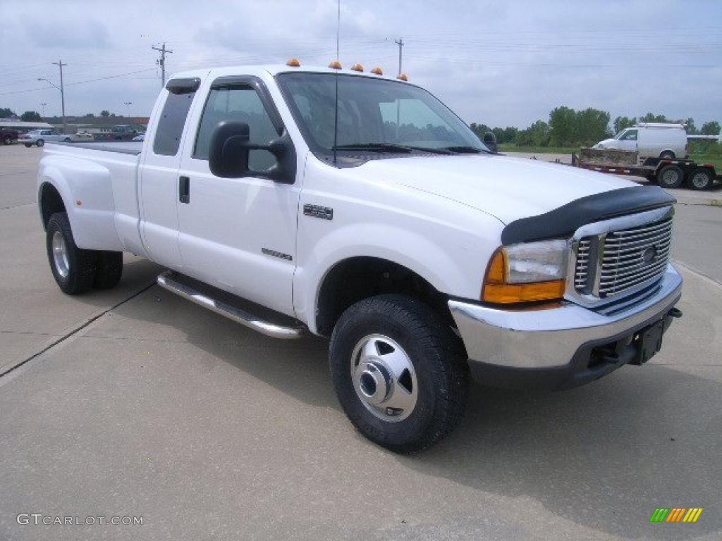 2001 F350 Super Duty Lariat SuperCab 4x4 Dually - Oxford White / Medium Parchment photo #1
