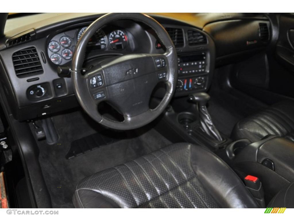 2005 Monte Carlo Supercharged SS - Black / Ebony photo #7