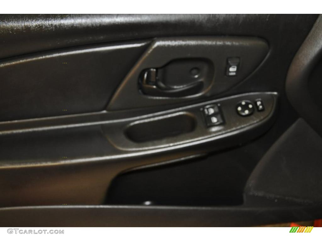 2005 Monte Carlo Supercharged SS - Black / Ebony photo #12