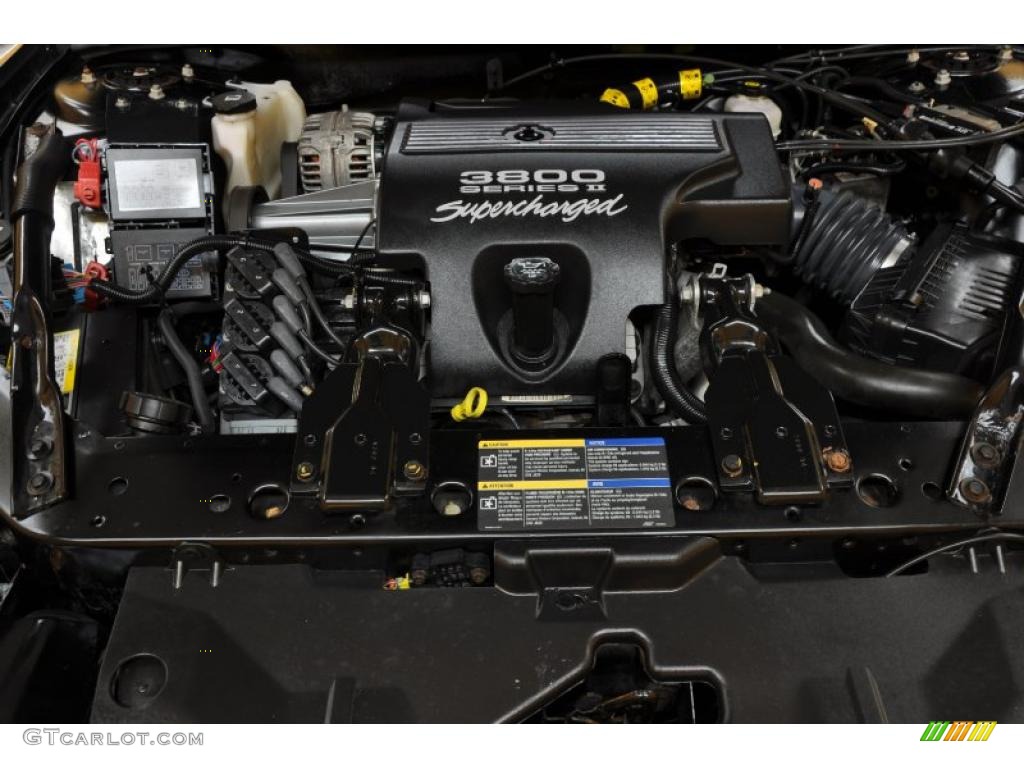 2005 Monte Carlo Supercharged SS - Black / Ebony photo #17