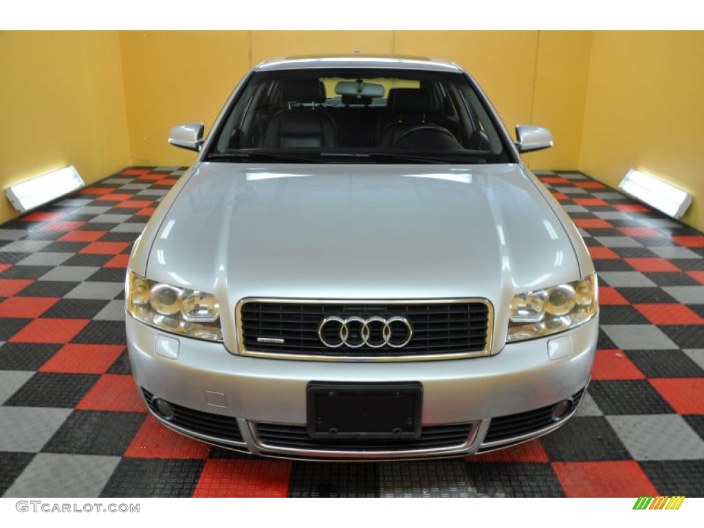 2004 A4 1.8T quattro Sedan - Light Silver Metallic / Ebony photo #2