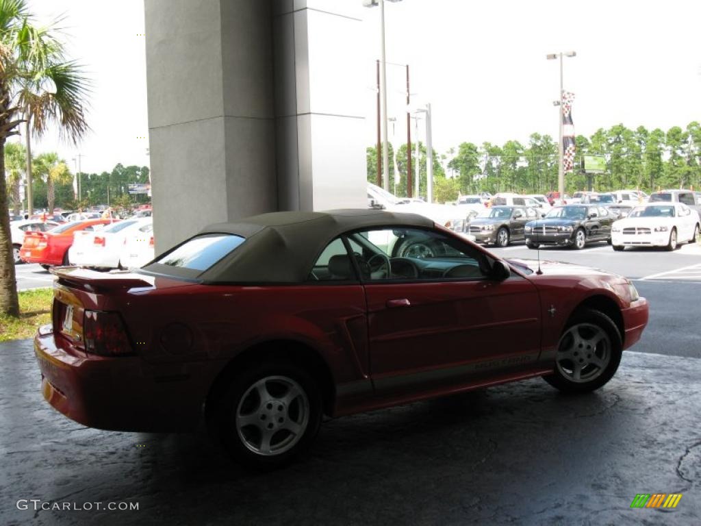 2002 Mustang V6 Convertible - Torch Red / Medium Parchment photo #7