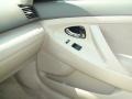 Black - Camry LE Photo No. 25