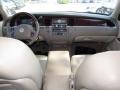 2004 Vibrant White Lincoln Town Car Ultimate  photo #13