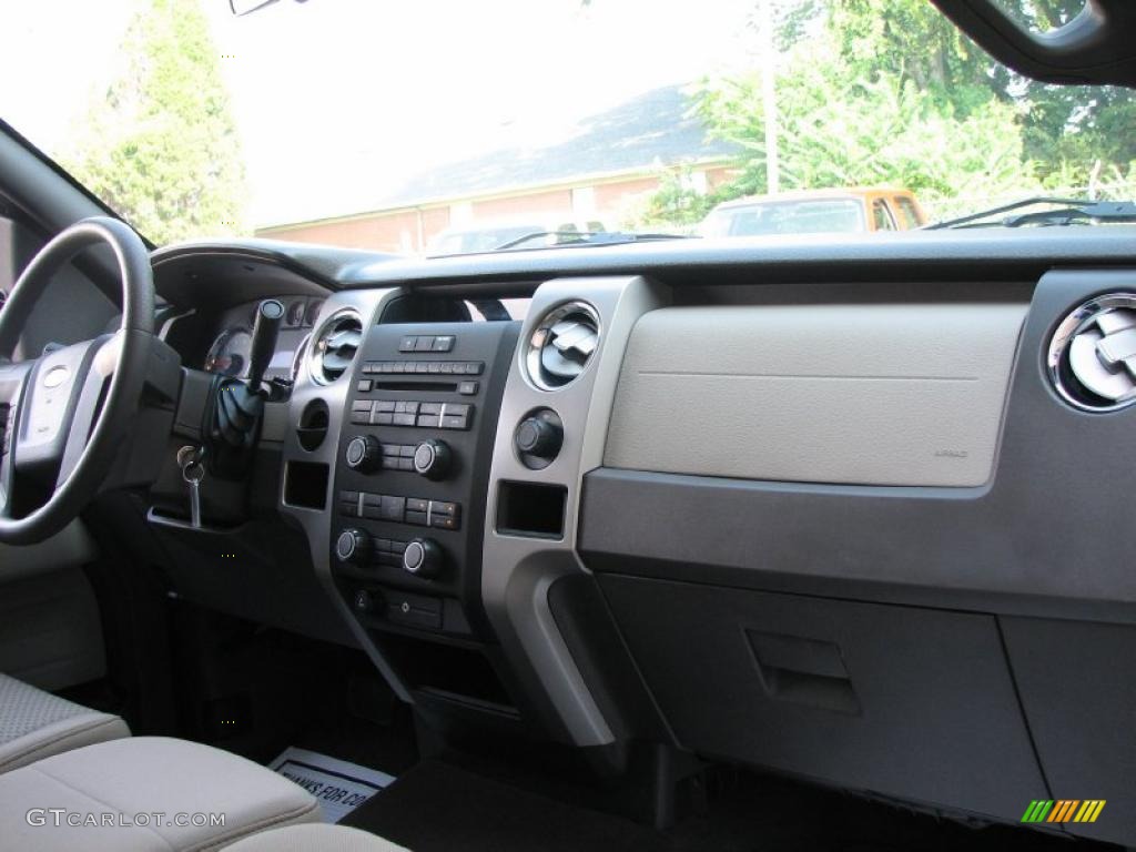 2010 F150 XLT SuperCab - Dark Blue Pearl Metallic / Medium Stone photo #8