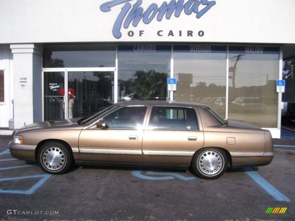 1998 DeVille Sedan - Gold Fire Mist Metallic / Camel photo #1