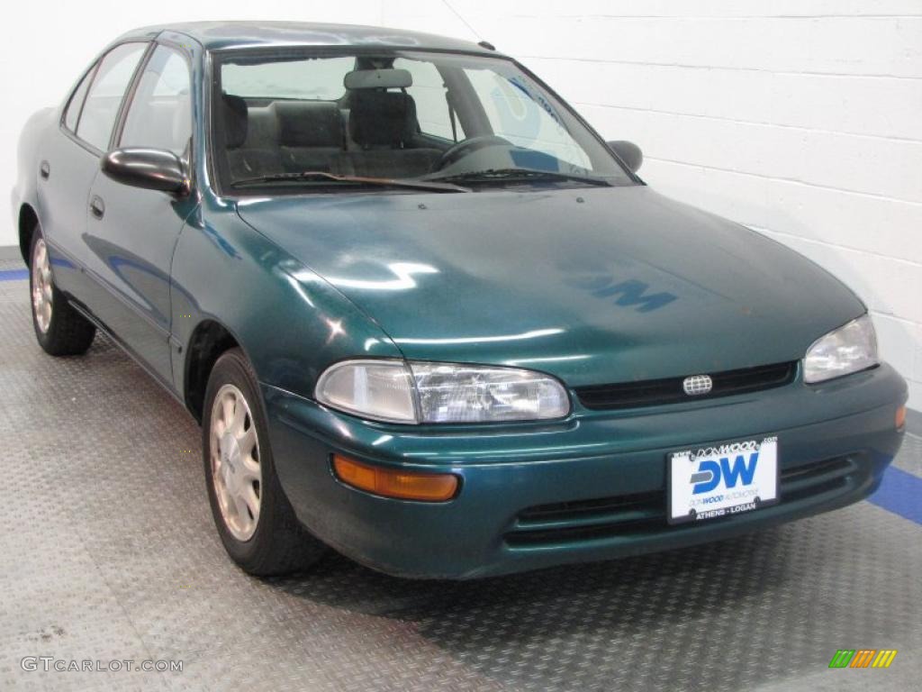 Woodland Green Pearl Geo Prizm