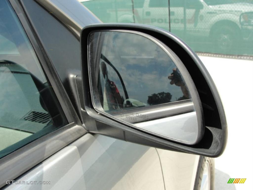 2005 Equinox LT - Dark Silver Metallic / Light Gray photo #17