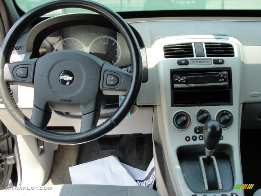 2005 Equinox LT - Dark Silver Metallic / Light Gray photo #37