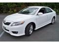 Super White - Camry SE Photo No. 1