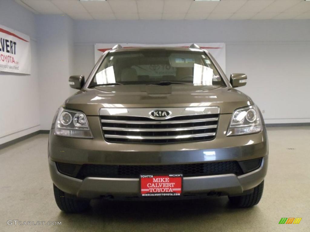 2009 Borrego LX V6 - Metal Bronze / Beige photo #2