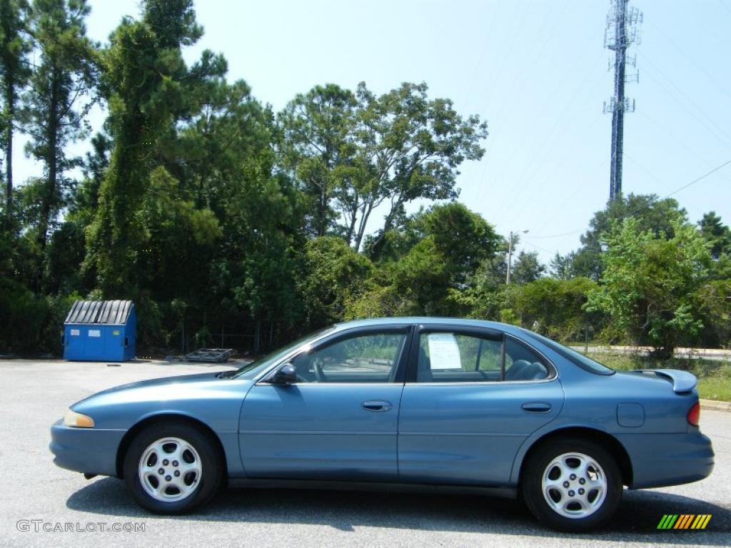 1998 Intrigue  - Blue Metallic / Gray photo #2