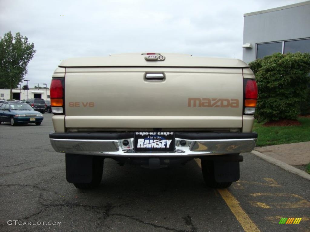 2000 B-Series Truck B4000 SE Extended Cab 4x4 - Harvest Gold Metallic / Tan photo #5