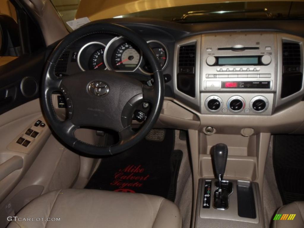 2007 Tacoma V6 SR5 PreRunner Double Cab - Desert Sand Mica / Graphite Gray photo #21