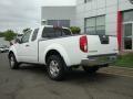 Avalanche White - Frontier SE King Cab 4x4 Photo No. 4