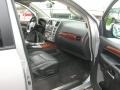 Silver Indulgence - QX 56 4WD Photo No. 14