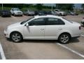 Campanella White - Jetta SE Sedan Photo No. 10