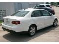 Campanella White - Jetta SE Sedan Photo No. 14