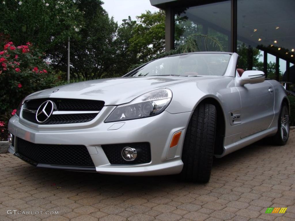 Iridium Silver Metallic Mercedes-Benz SL