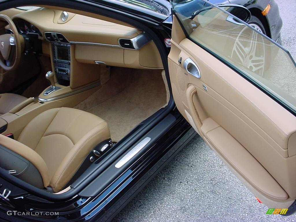 2007 911 Turbo Coupe - Black / Sand Beige photo #11
