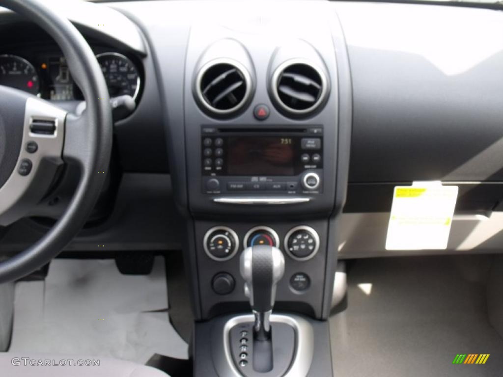 2011 Rogue SV - Wicked Black / Gray photo #10
