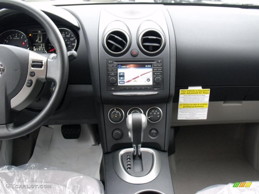 2011 Rogue SV - Silver Ice Metallic / Gray photo #10