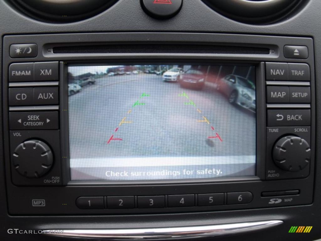2011 Rogue SV - Silver Ice Metallic / Gray photo #15
