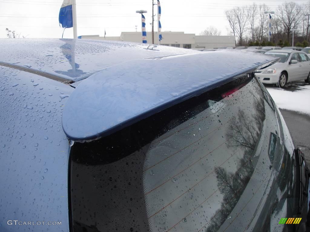 2005 Aveo LT Hatchback - Pastel Blue Metallic / Gray photo #10