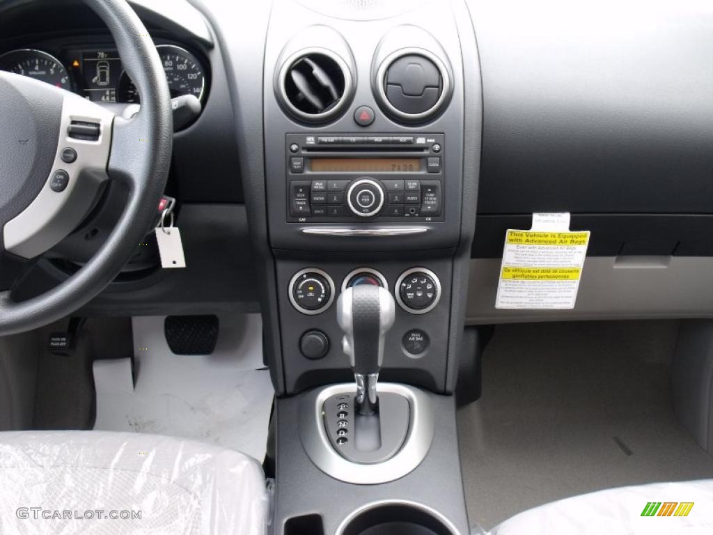 2011 Rogue S - Pearl White / Gray photo #10