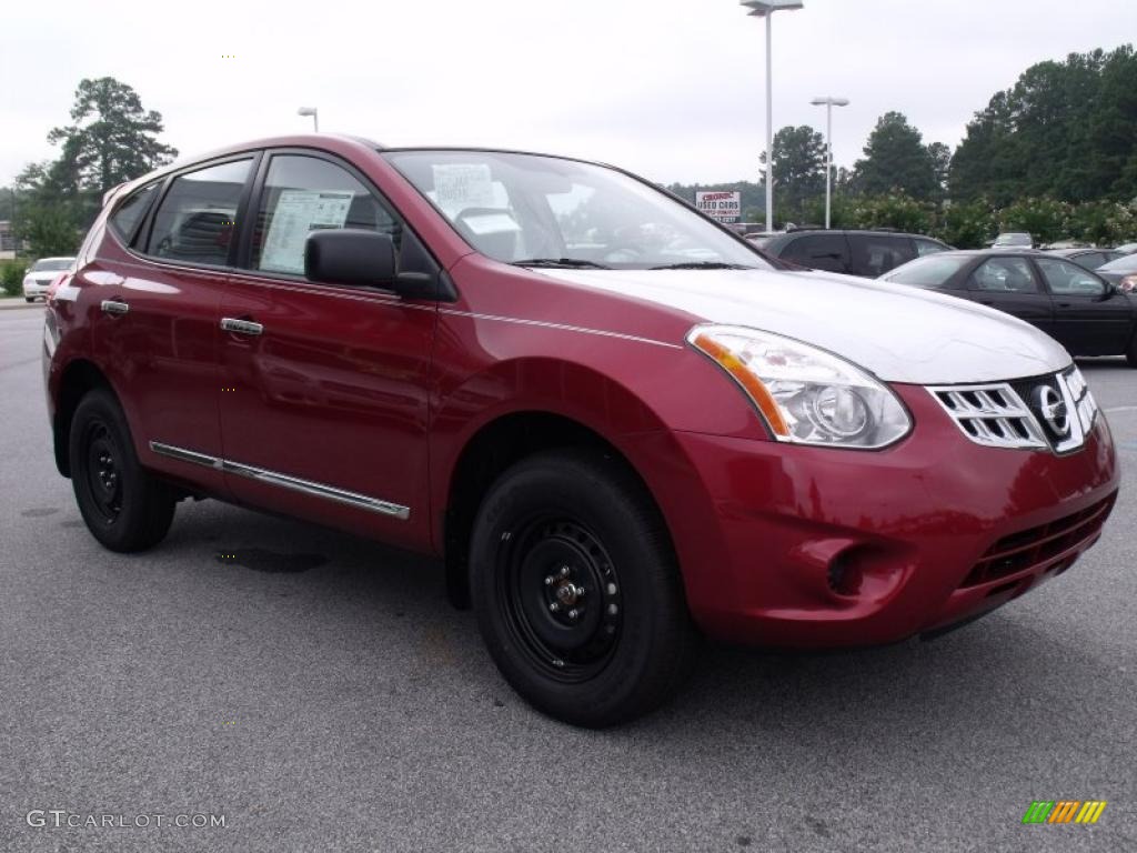 2011 Rogue S - Cayenne Red / Gray photo #7