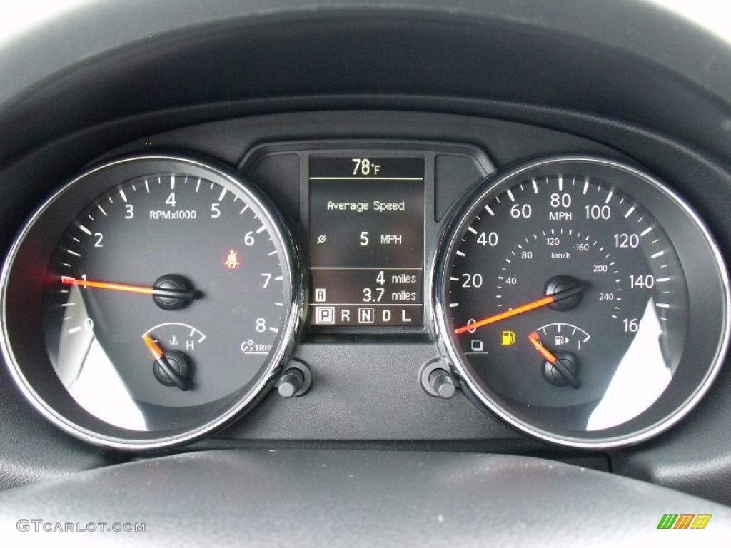 2011 Rogue S - Cayenne Red / Gray photo #12