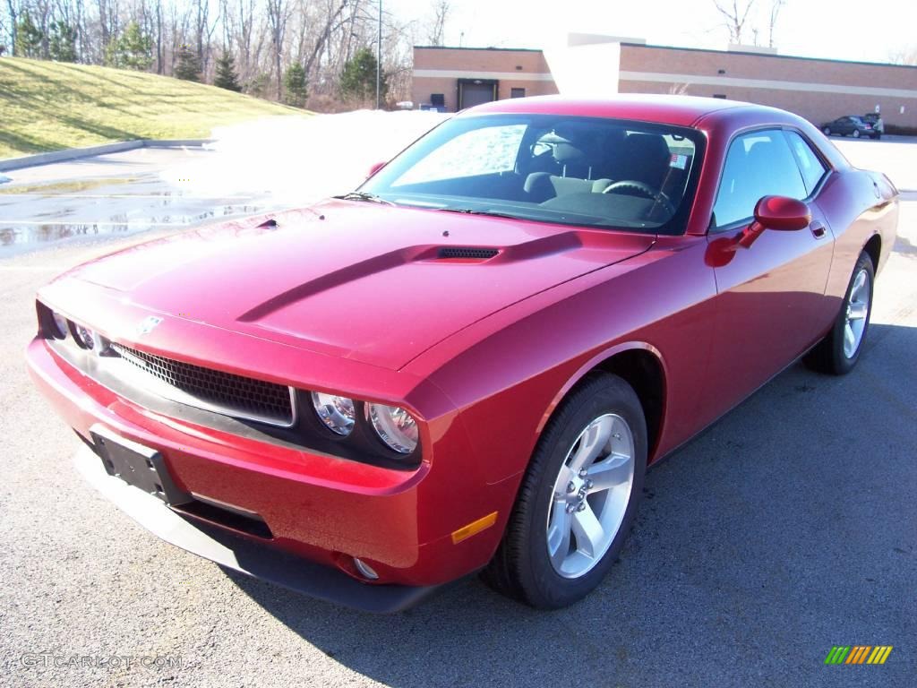 2009 Challenger SE - Inferno Red Crystal Pearl Coat / Dark Slate Gray photo #1