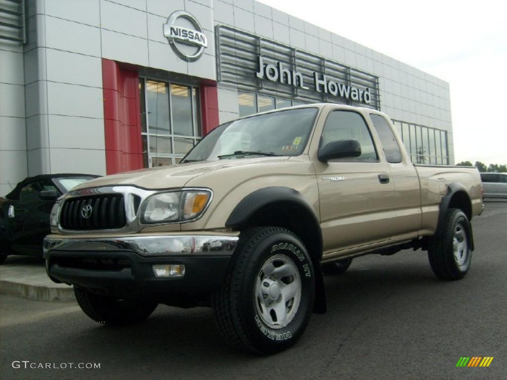 2004 Tacoma Xtracab 4x4 - Mystic Gold Metallic / Oak photo #1