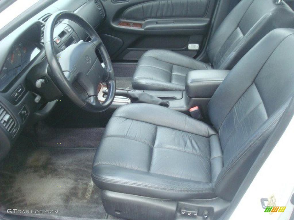 1998 Maxima GLE - Arctic White Pearl Metallic / Black photo #9