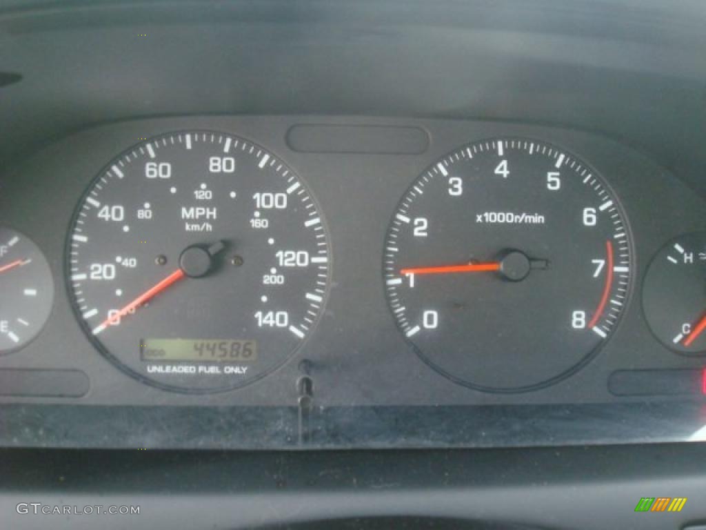 1998 Maxima GLE - Arctic White Pearl Metallic / Black photo #17