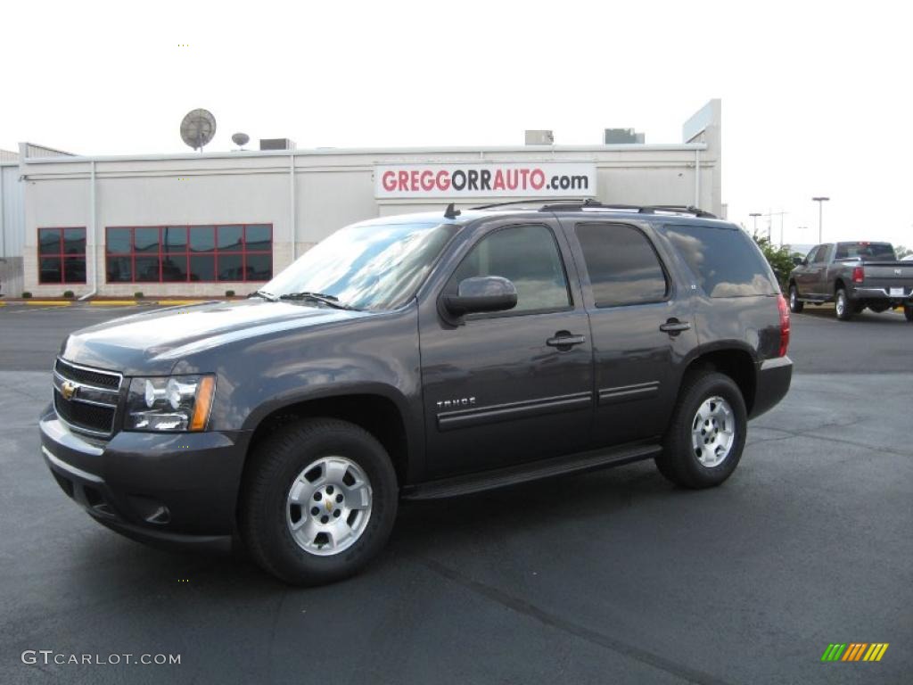 Taupe Gray Metallic Chevrolet Tahoe