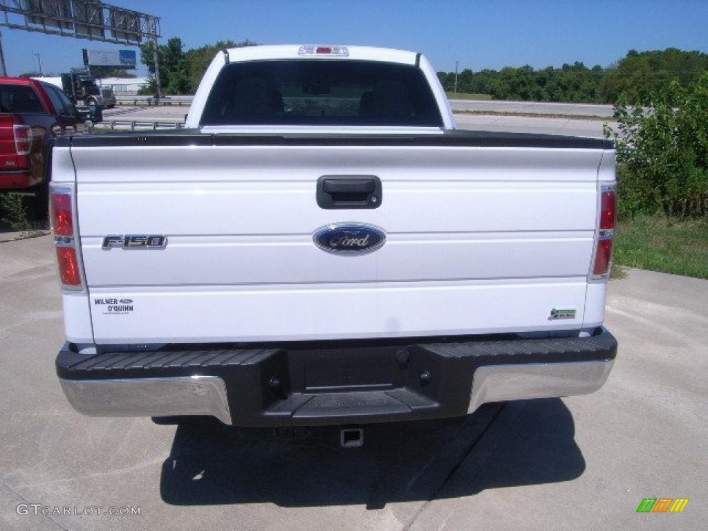 2010 F150 XLT SuperCab 4x4 - Oxford White / Medium Stone photo #7