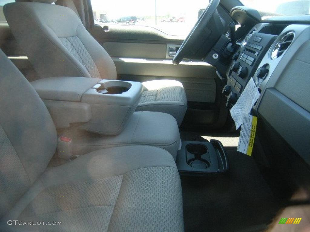 2010 F150 XLT SuperCrew 4x4 - Red Candy Metallic / Medium Stone photo #3