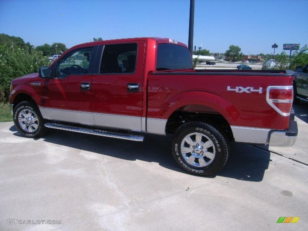 2010 F150 XLT SuperCrew 4x4 - Red Candy Metallic / Medium Stone photo #9