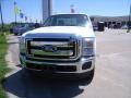 Oxford White - F250 Super Duty XLT Regular Cab 4x4 Photo No. 9