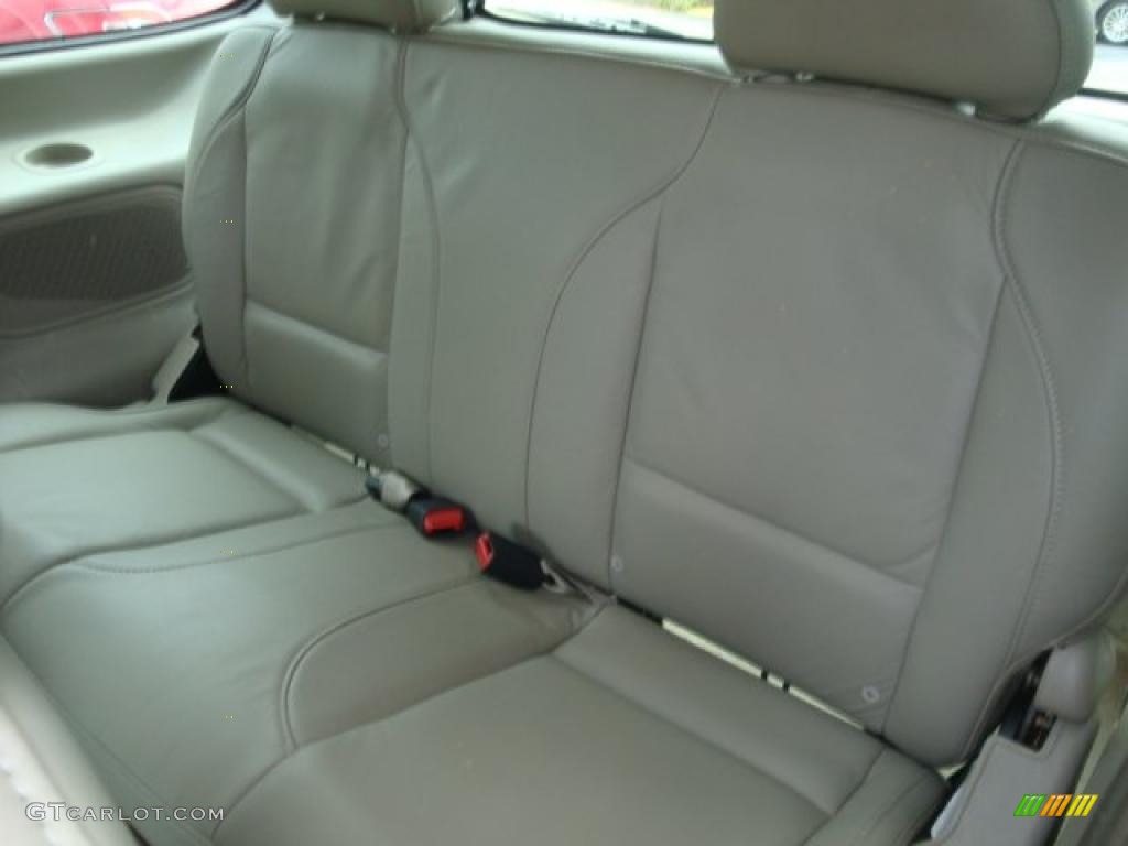 2002 Villager Estate - Deep Jewel Green Metallic / Golden Mink photo #10