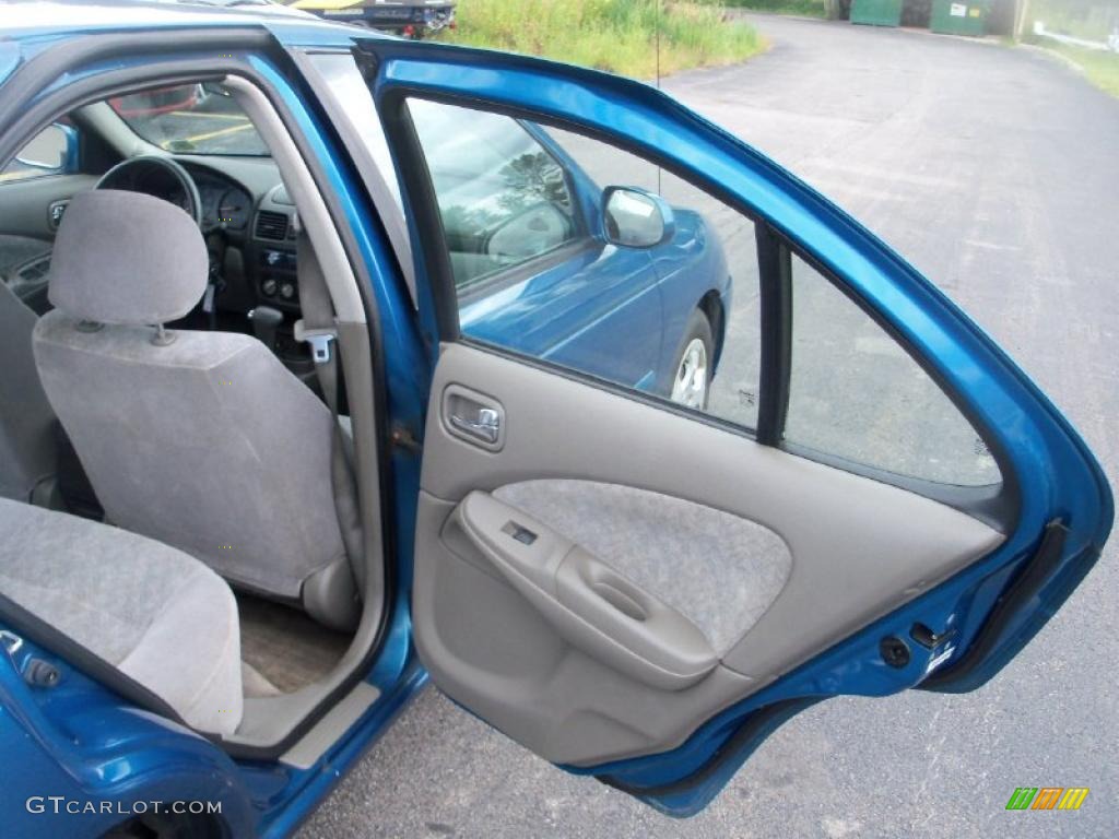 2003 Sentra GXE - Vibrant Blue Metallic / Stone Gray photo #15
