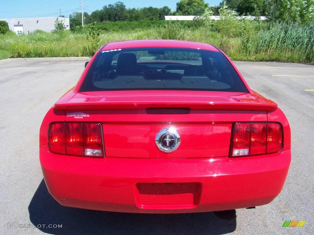 2007 Mustang V6 Premium Coupe - Torch Red / Dark Charcoal photo #16