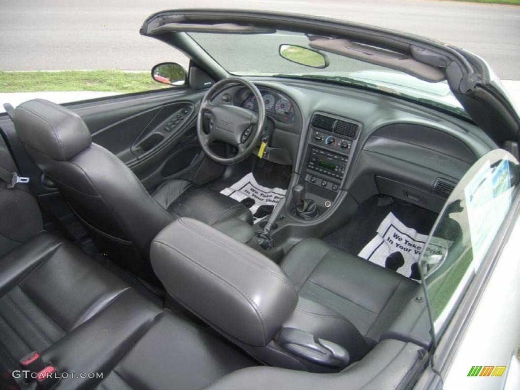 2002 Mustang GT Convertible - Satin Silver Metallic / Dark Charcoal photo #12