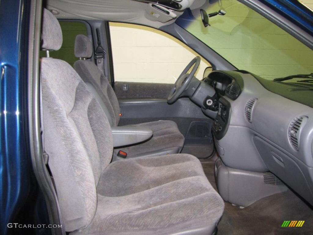 2000 Grand Caravan LE - Patriot Blue Pearlcoat / Mist Gray photo #11