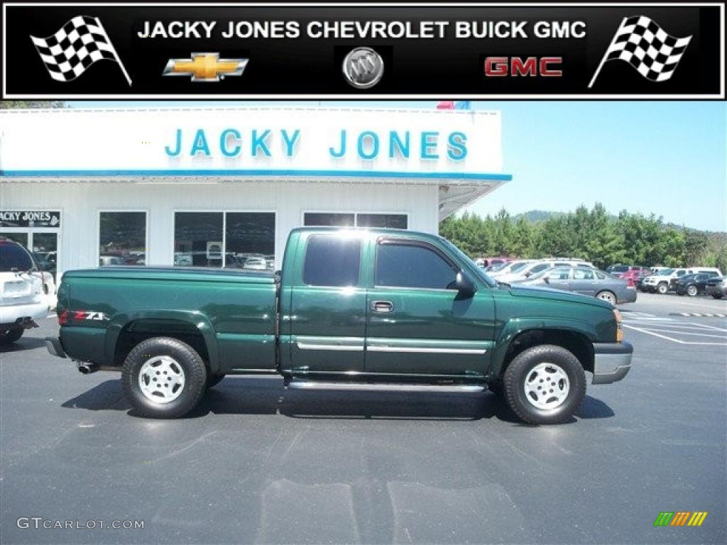 2004 Silverado 1500 Z71 Extended Cab 4x4 - Dark Green Metallic / Dark Charcoal photo #1